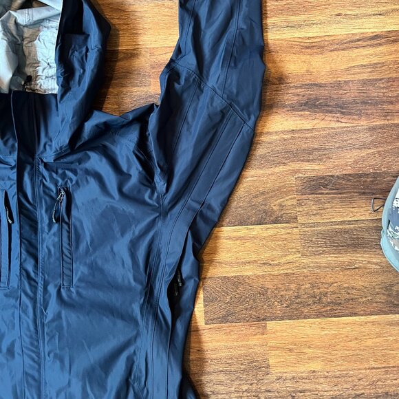 Burgeon Tuckerman Hardshell Jacket - Men's. XXL. Like New. - Picture 6 of 9